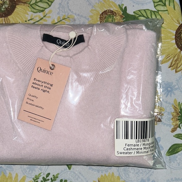 Mongolian Cashmere Mockneck Sweater - Picture 3 of 6